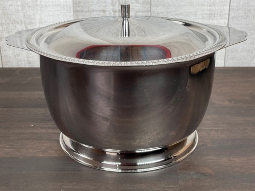 90oz Stainless Soup Tureen with Lid