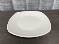 Evo Pearl 10-3/8" Square Chef's Plates - Lot of 6