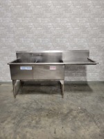 Two Compartment Sink with Right Drainboard