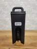 Cambro 4.75 Gallon Insulated Beverage Dispenser - 2