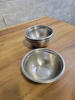 Stainless Steel Mixing Bowls 7.5" - Lot of 12