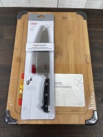 Masterchef Edgekeeper 8" Chef's Knife with 12" x 18" Bamboo Cutting Board, New