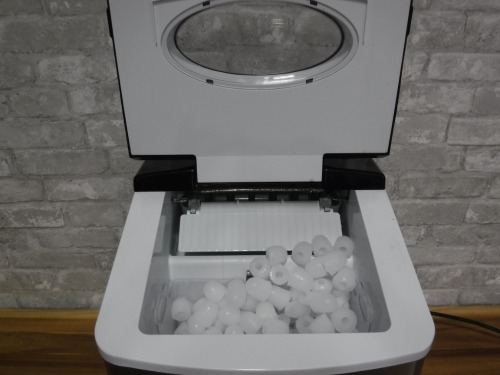 Frigidaire Residential Countertop Ice Maker