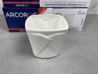 Gourmand Express 28.75oz Porcelain Takeout Box, Arcoroc N5987 - Lot of 12